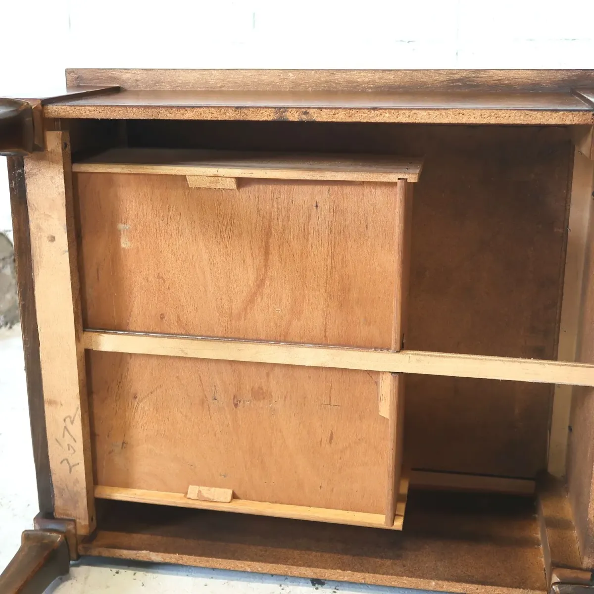 P.REINISCH.CO アンティーク サイドテーブル