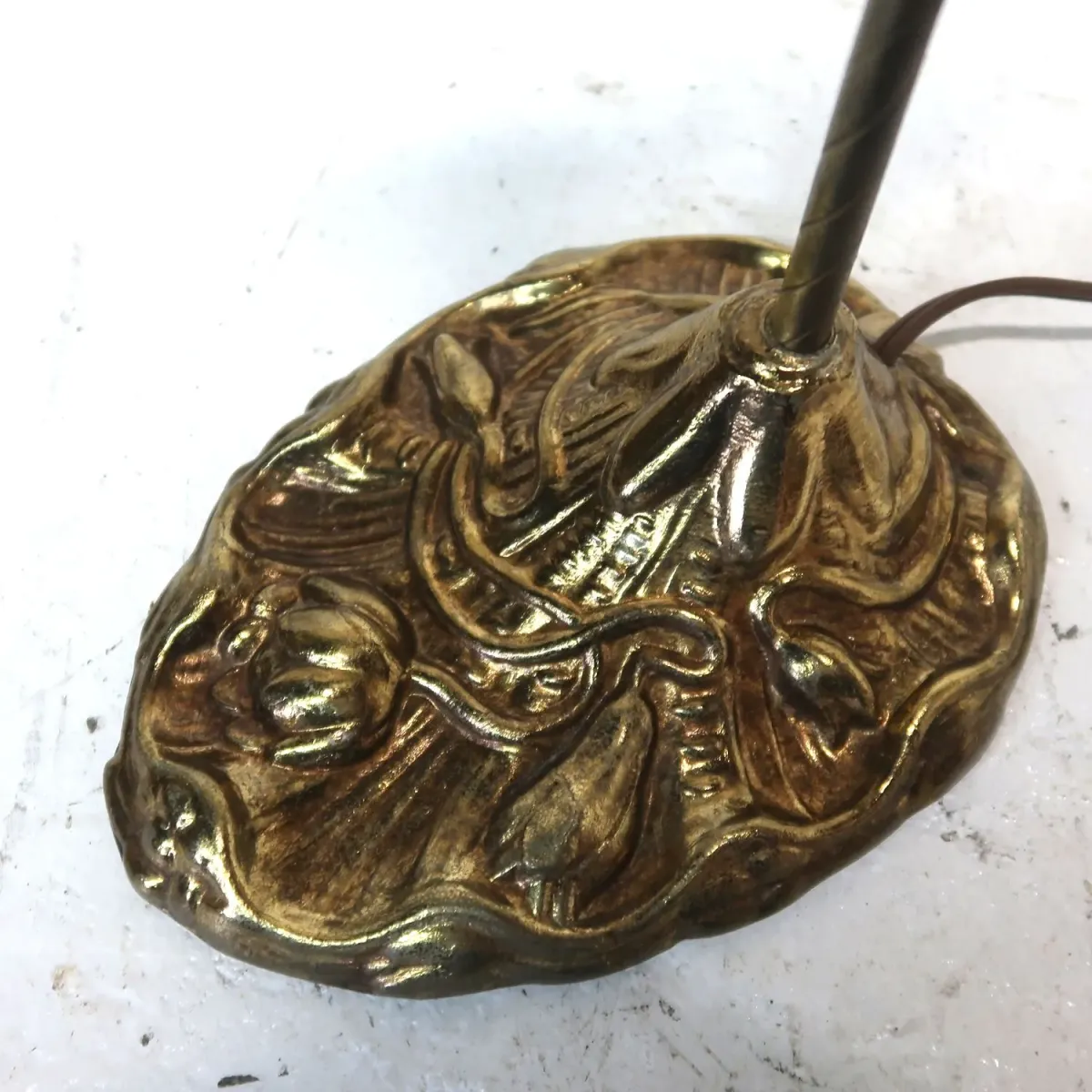 フラワーガラス テーブルランプ