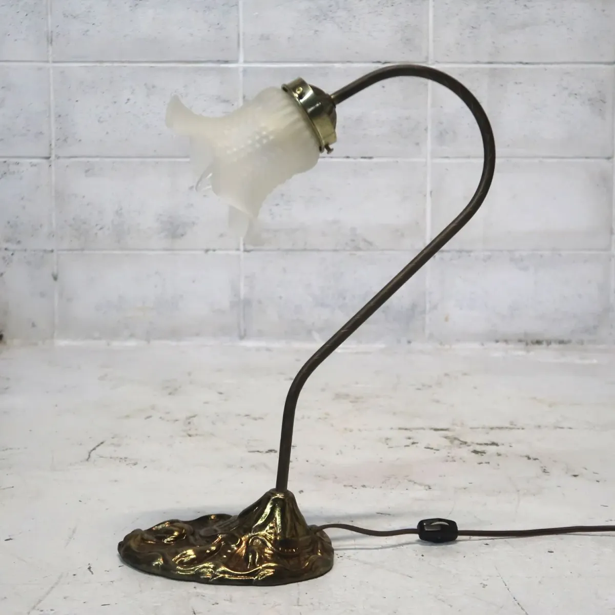 フラワーガラス テーブルランプ