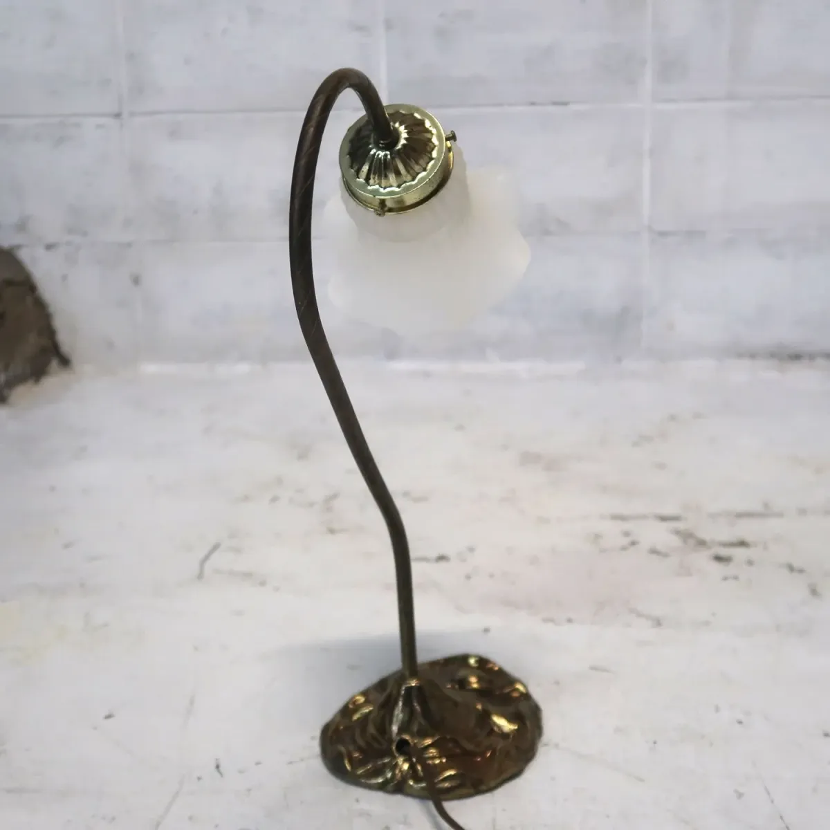 フラワーガラス テーブルランプ