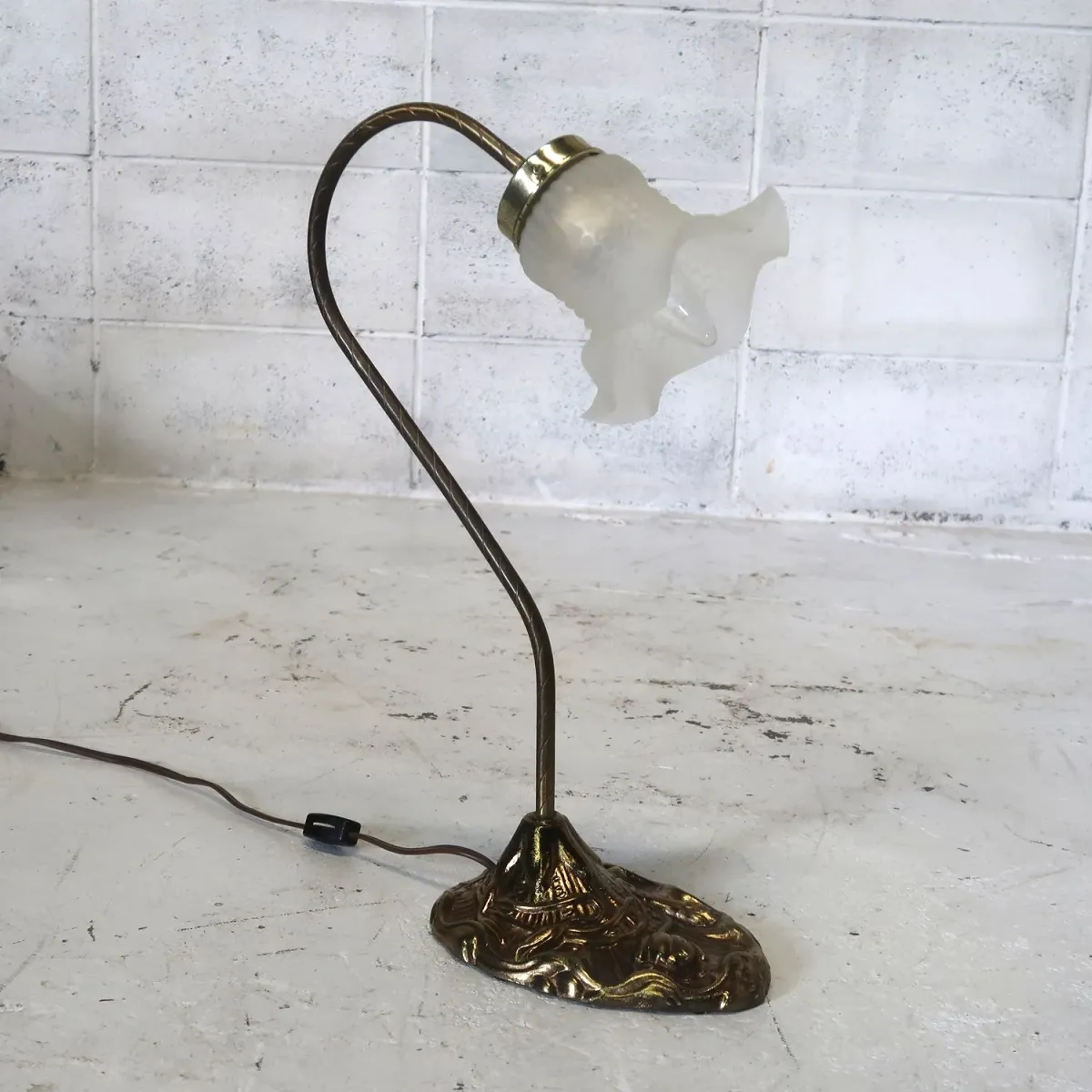 フラワーガラス テーブルランプ