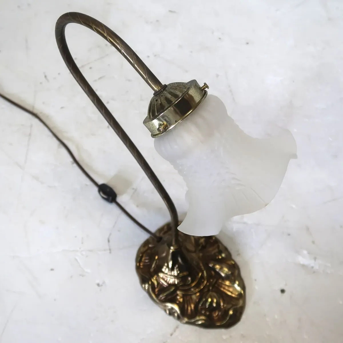 フラワーガラス テーブルランプ