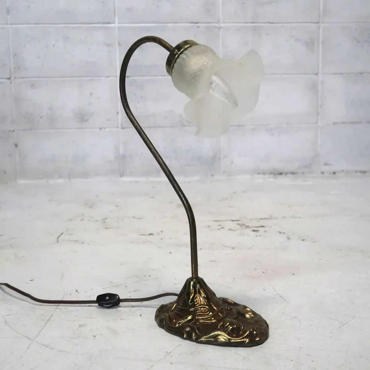 フラワーガラス テーブルランプ