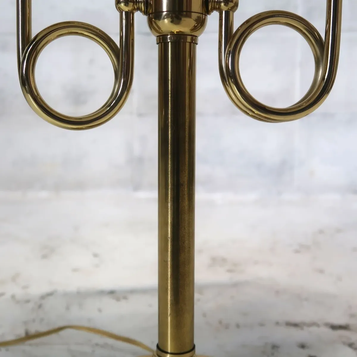 アンティーク ゴールドメタル テーブルランプ