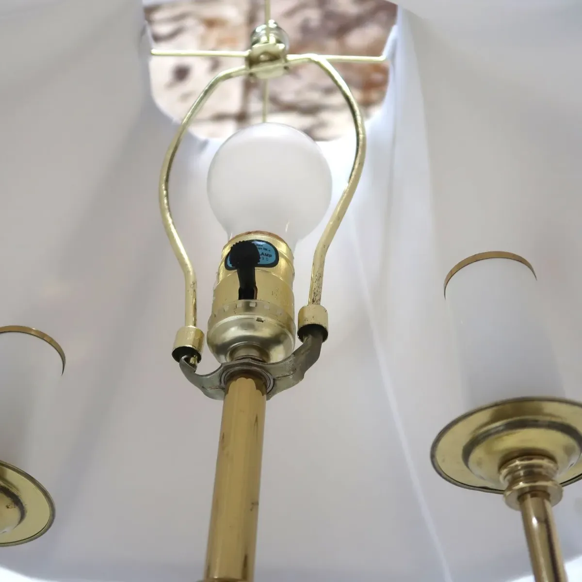 アンティーク ゴールドメタル テーブルランプ