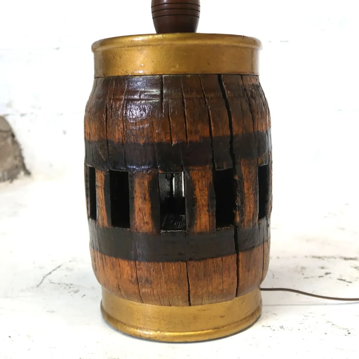 アンティーク ホイールハブ カスタムテーブルランプ