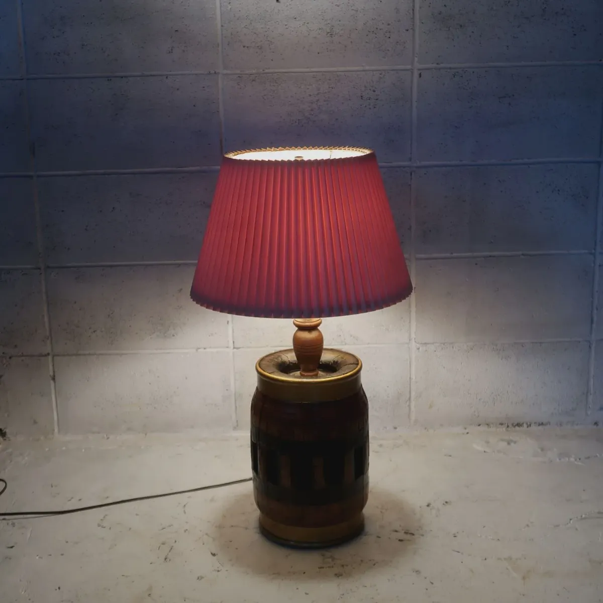 アンティーク ホイールハブ カスタムテーブルランプ