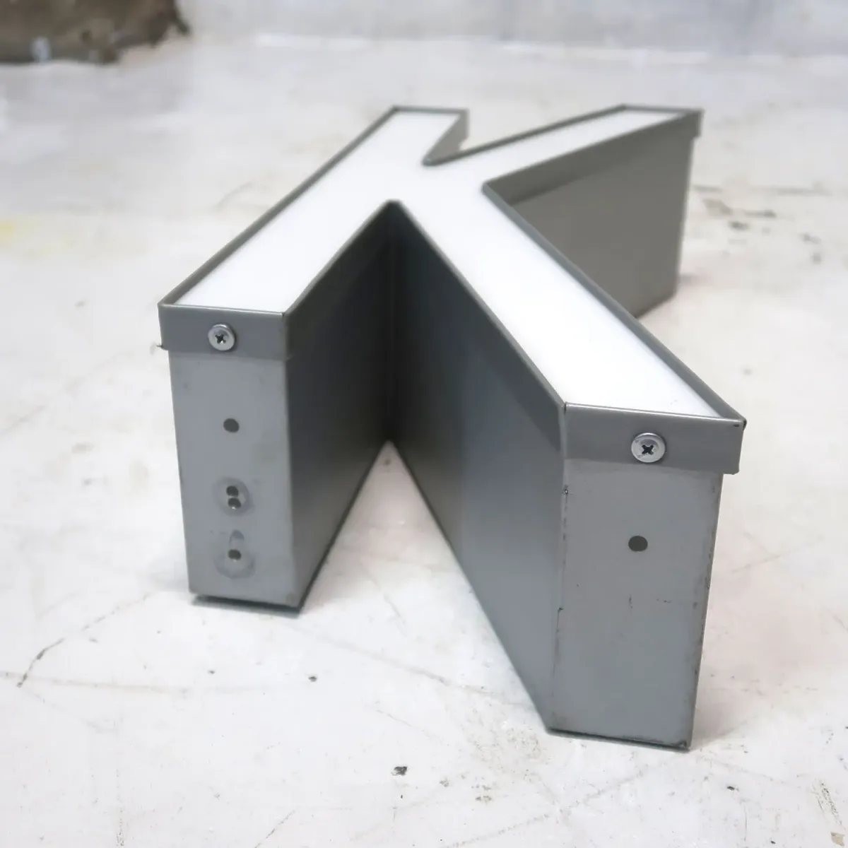 ビンテージ レターサイン K