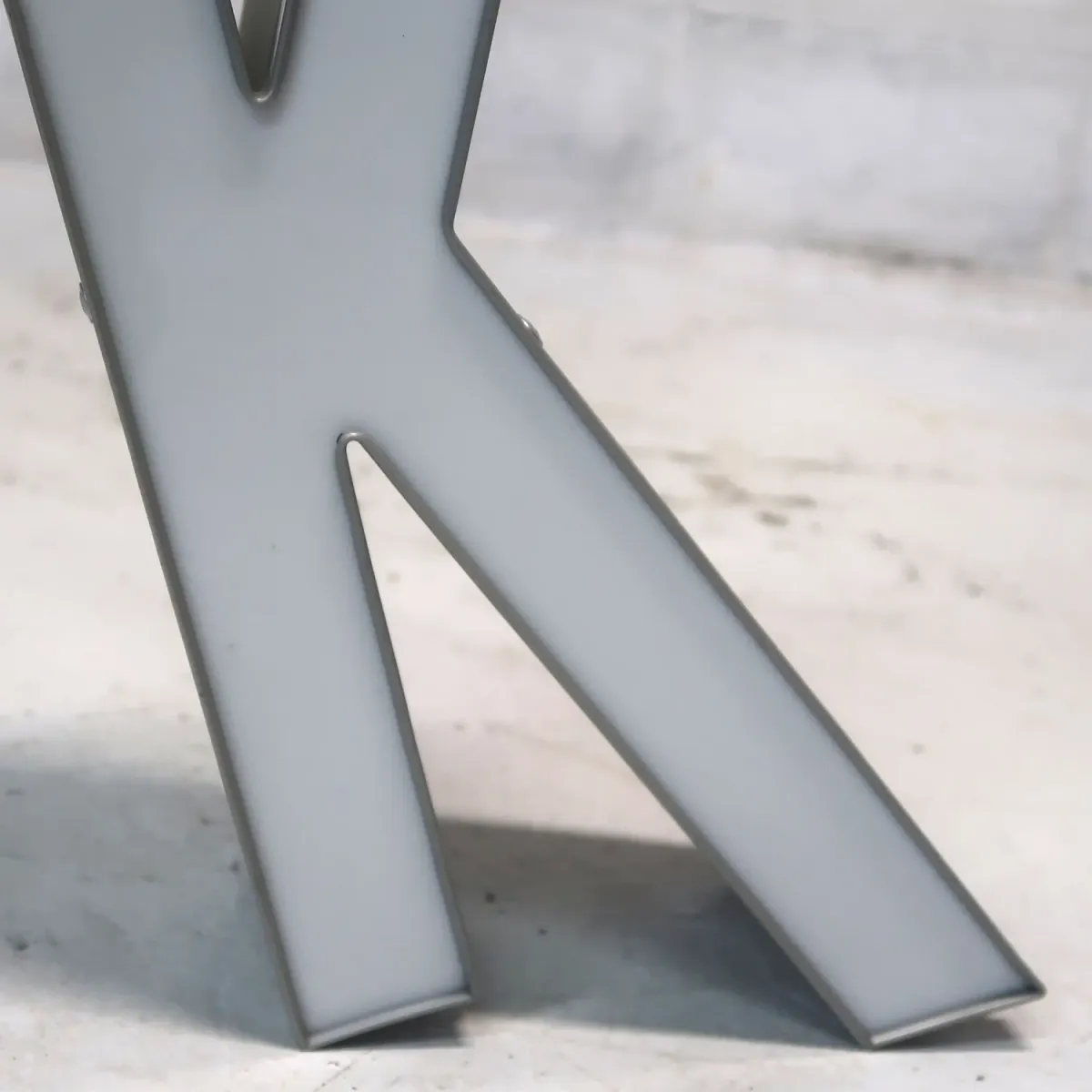 ビンテージ レターサイン K