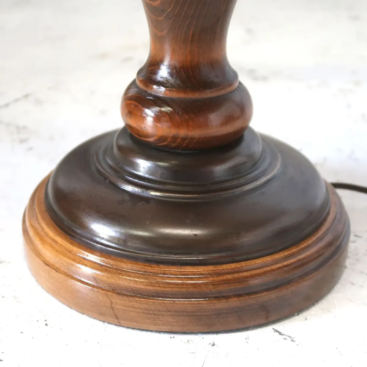 アンティーク モダンデザイン テーブルランプ