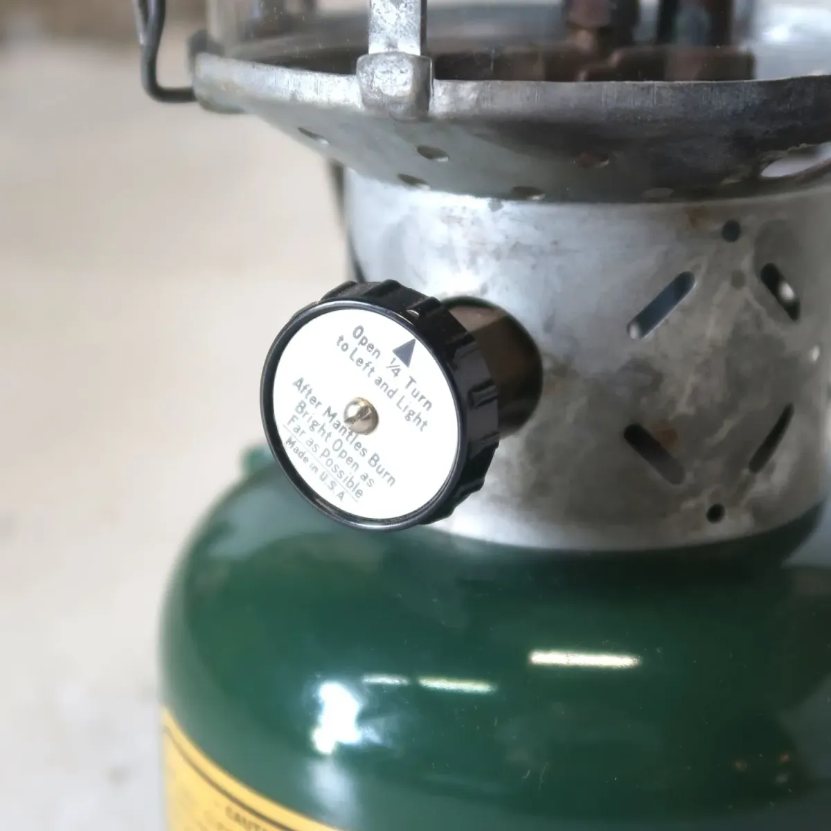 1947年製 コールマン ビンテージ ミリタリーランタン 220C