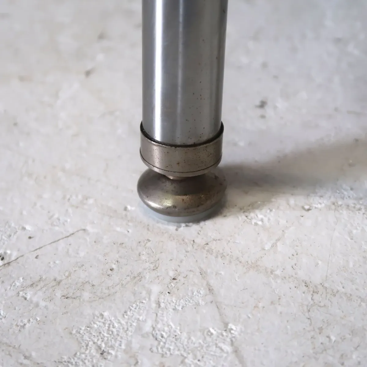 ビンテージ メタルスツール