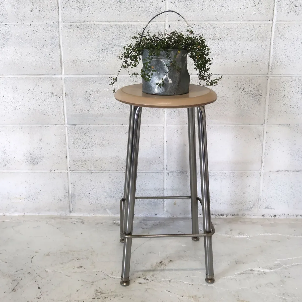 ビンテージ メタルスツール