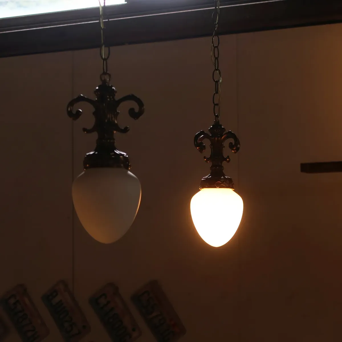 アンティーク ミルクガラス ペンダントランプ