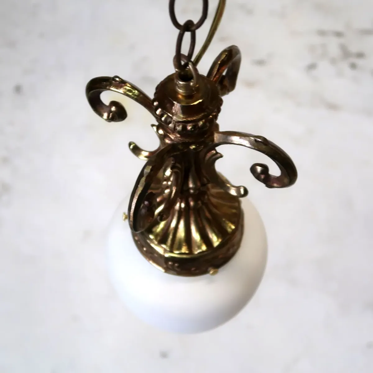 アンティーク ミルクガラス ペンダントランプ