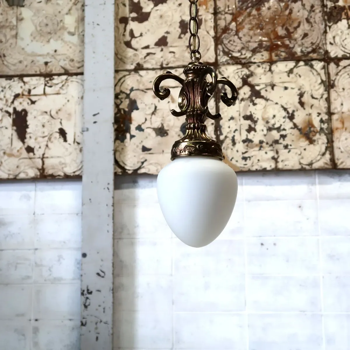 アンティーク ミルクガラス ペンダントランプ