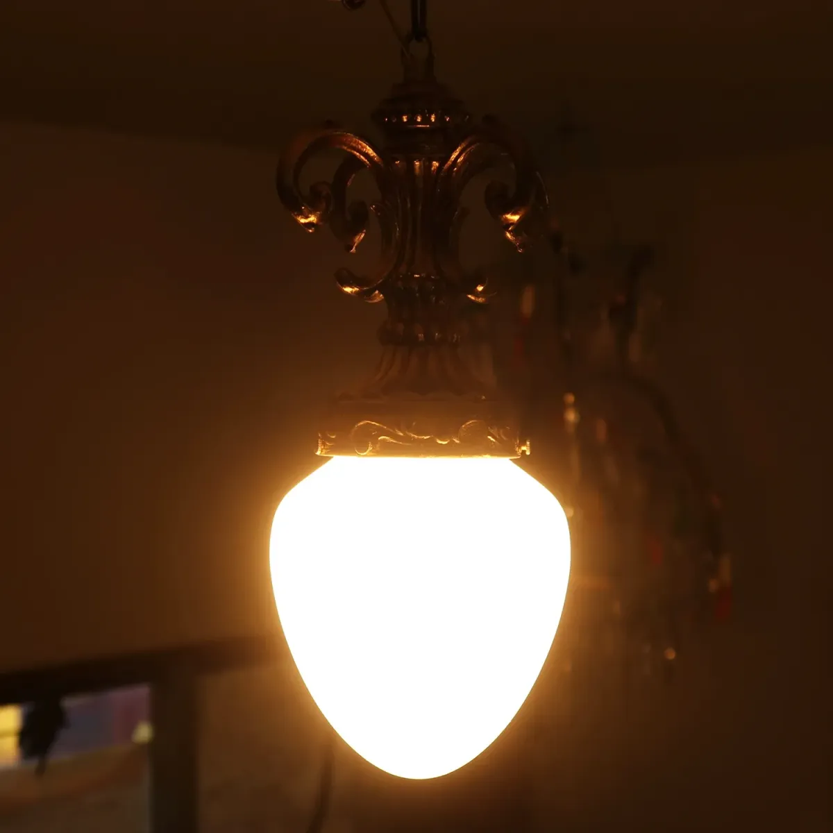 アンティーク ミルクガラス ペンダントランプ