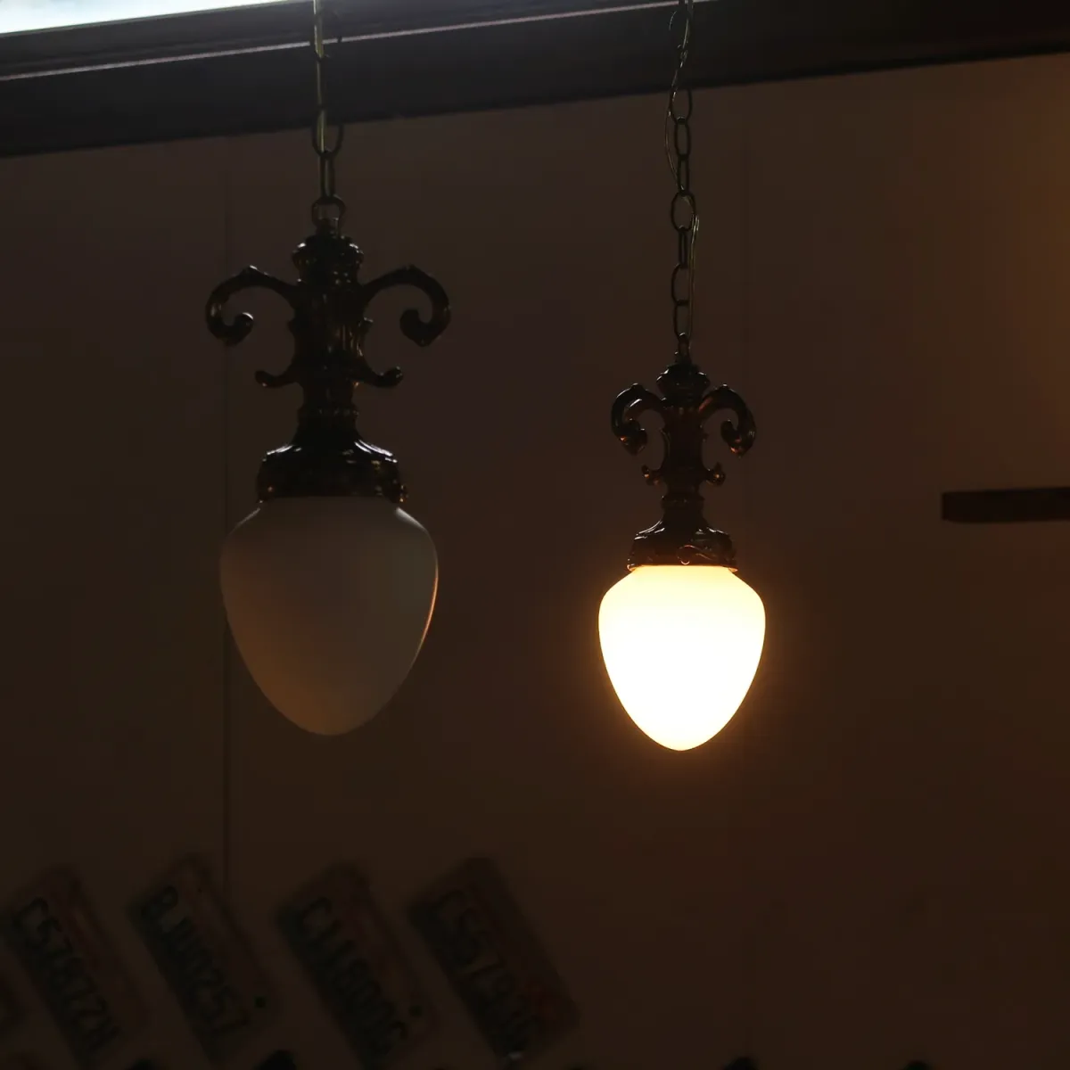 アンティーク ミルクガラス ペンダントランプ