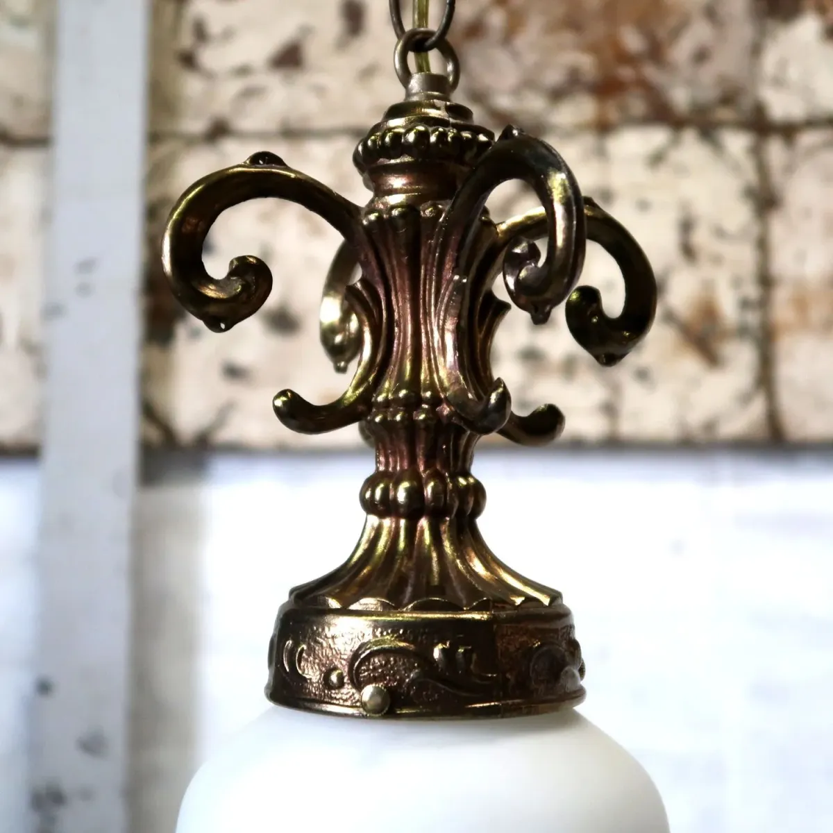 アンティーク ミルクガラス ペンダントランプ