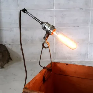 ビンテージ クランプランプ