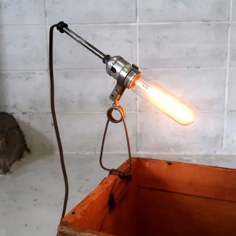 ビンテージ クランプランプ