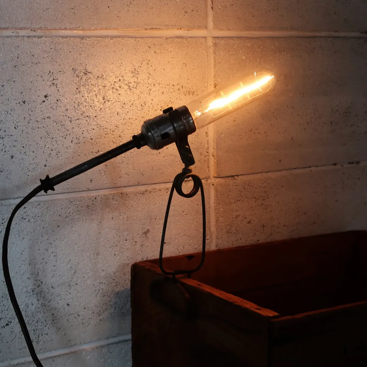 ビンテージ クランプランプ