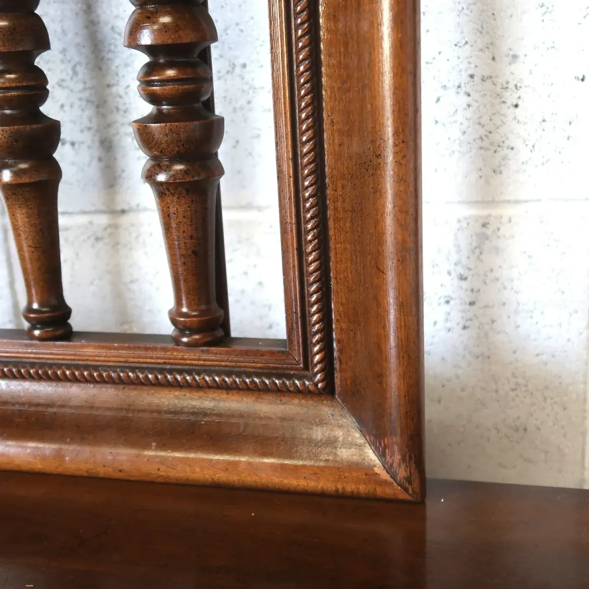 アンティーク ハイバックキャビネット