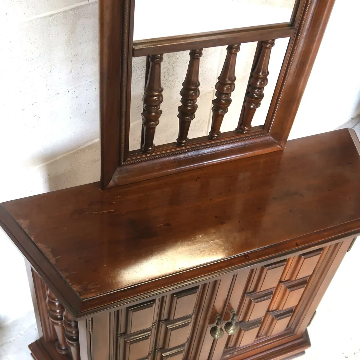 アンティーク ハイバックキャビネット