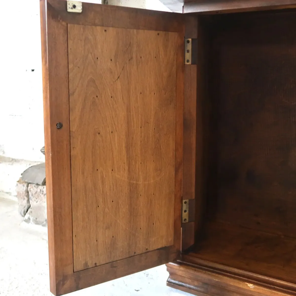 アンティーク ハイバックキャビネット