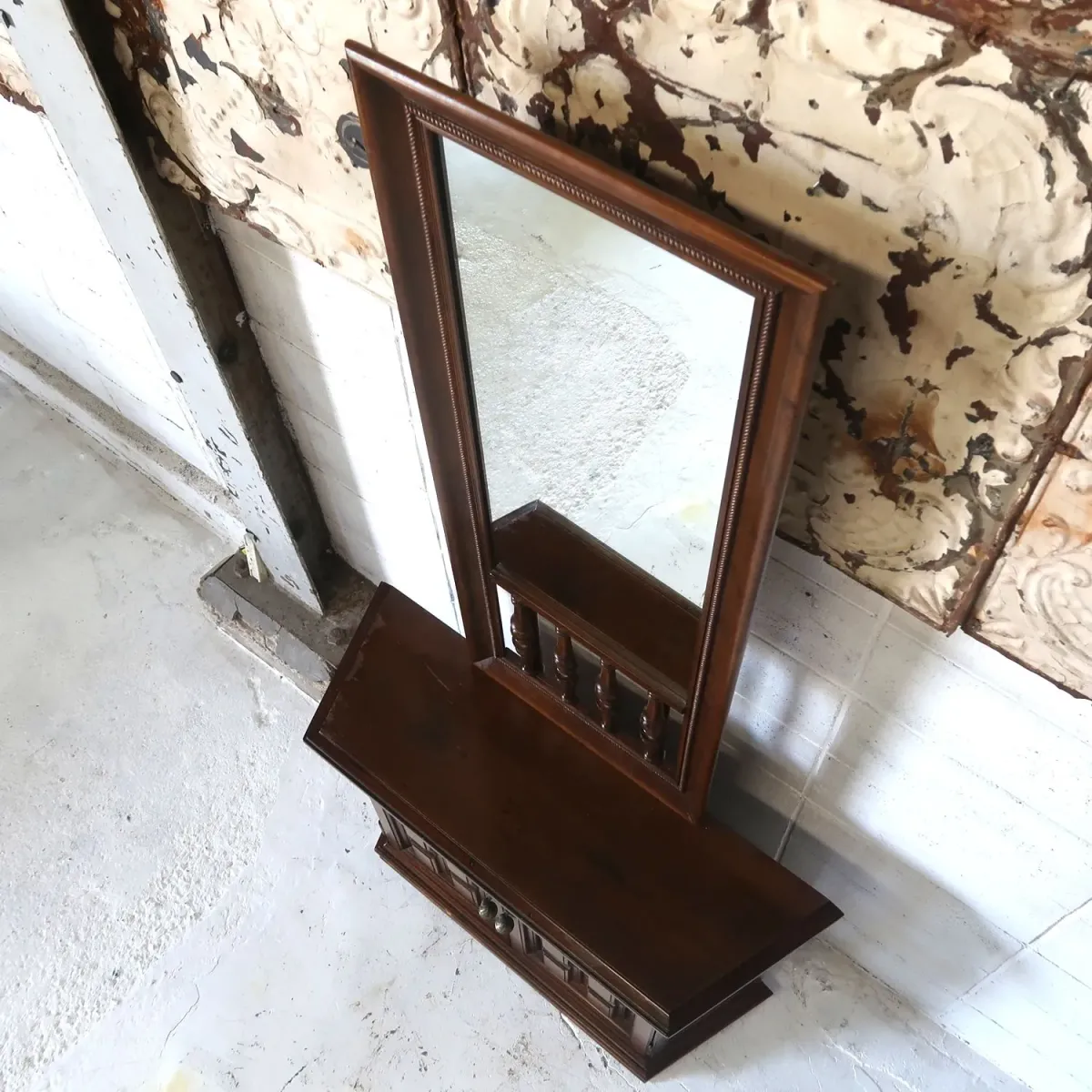 アンティーク ハイバックキャビネット