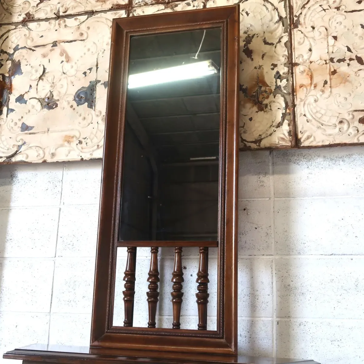 アンティーク ハイバックキャビネット