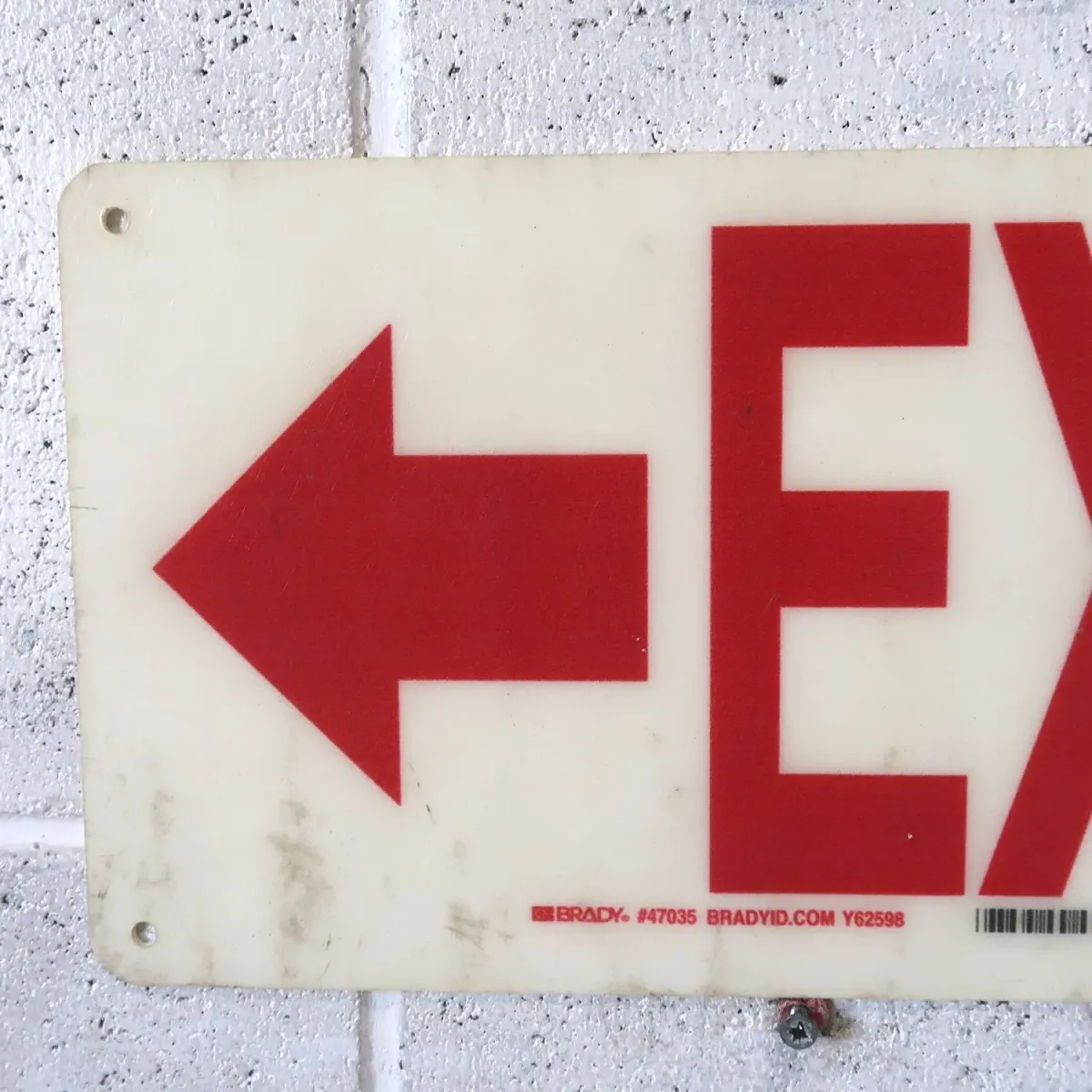 EXIT サインプレート ファイバー製