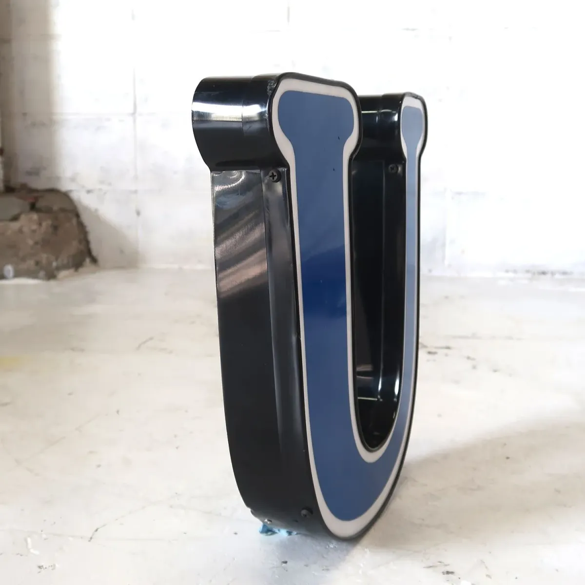 ビンテージ レターサイン U