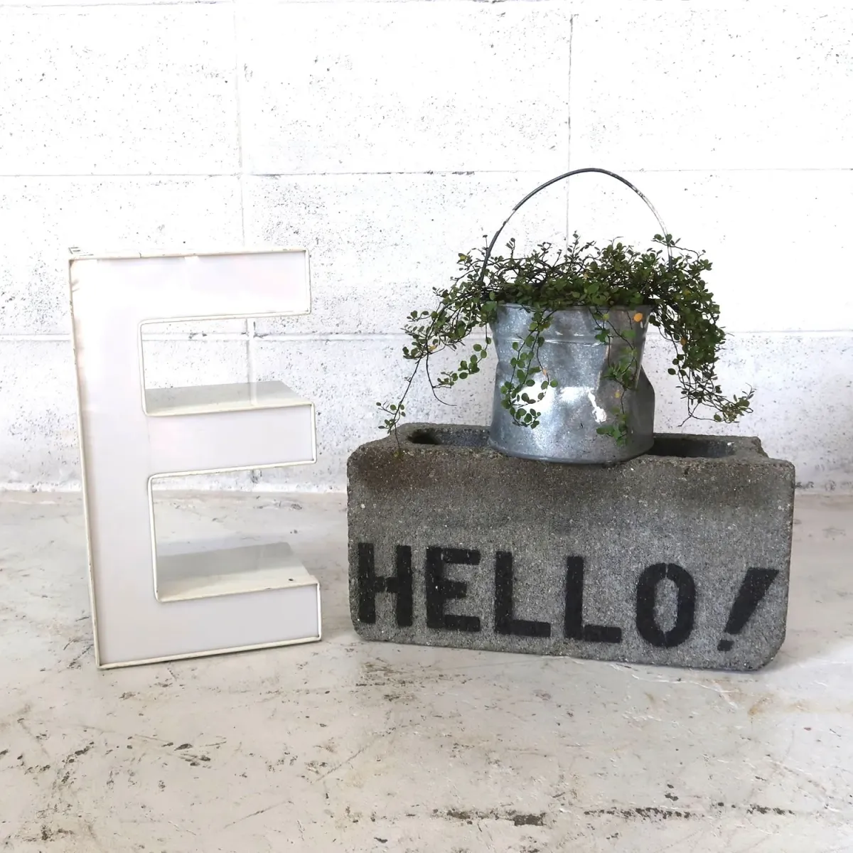 ビンテージ レターサイン E