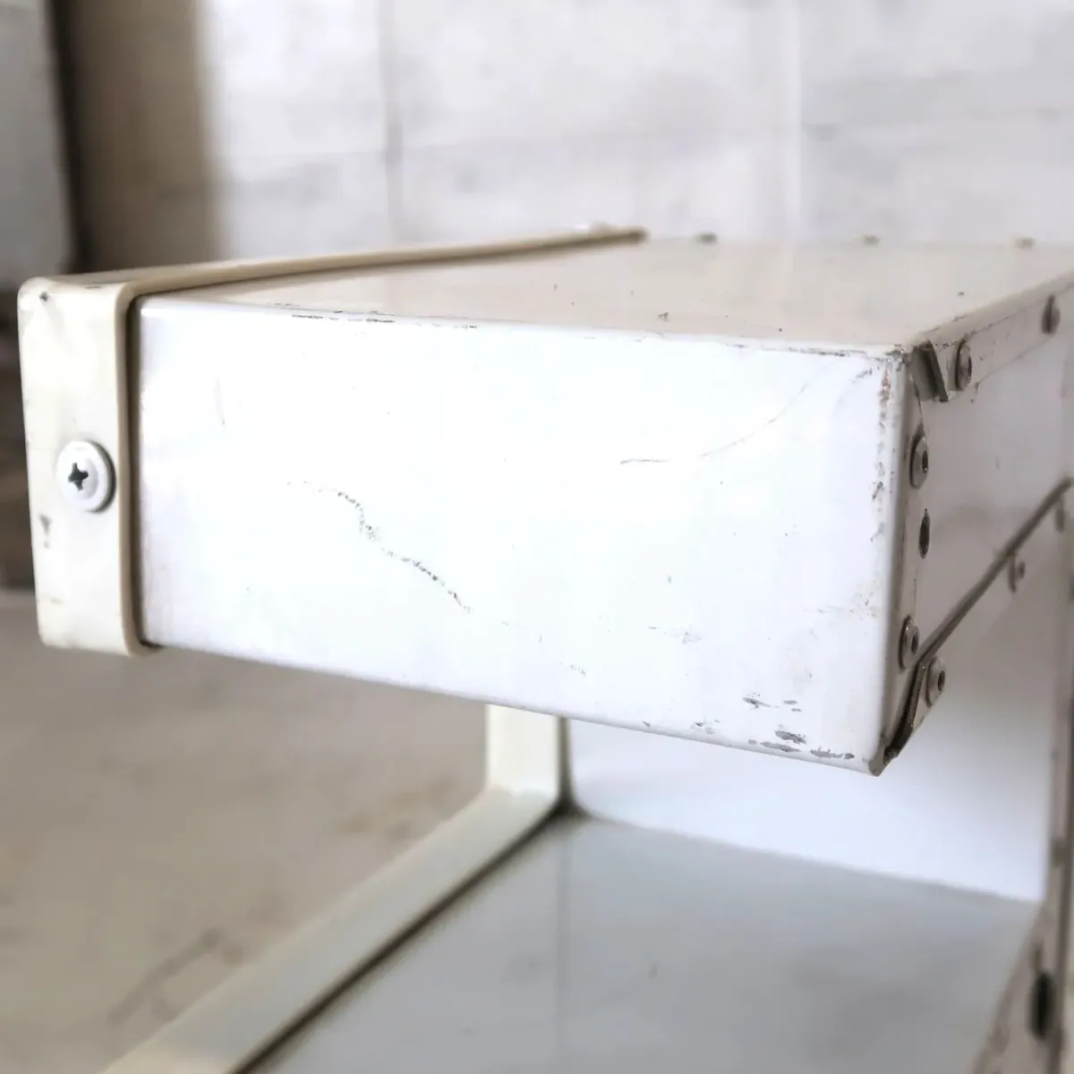 ビンテージ レターサイン E