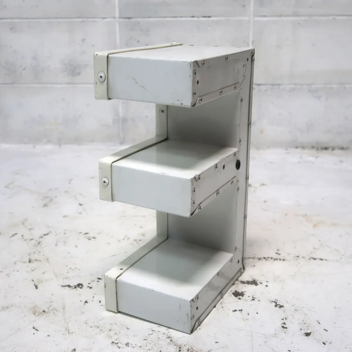 ビンテージ レターサイン E