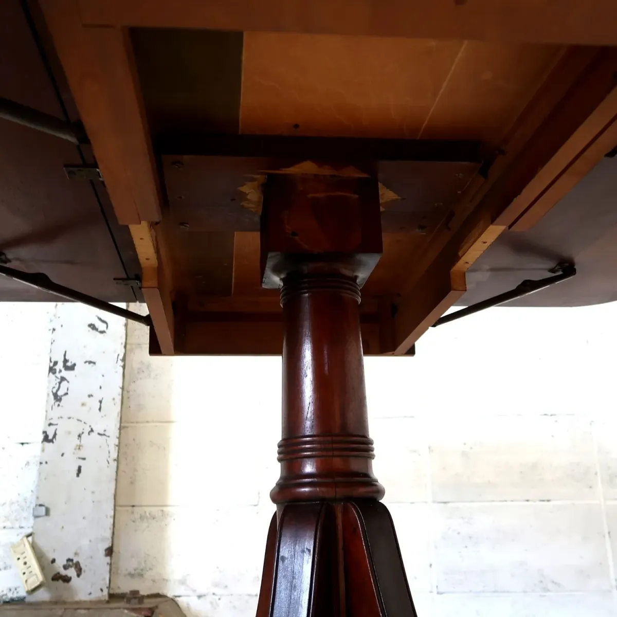 アンティーク バタフライ ダイニングテーブル