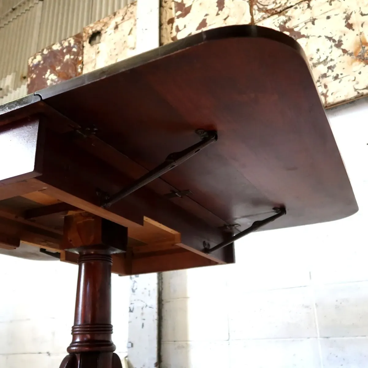 アンティーク バタフライ ダイニングテーブル