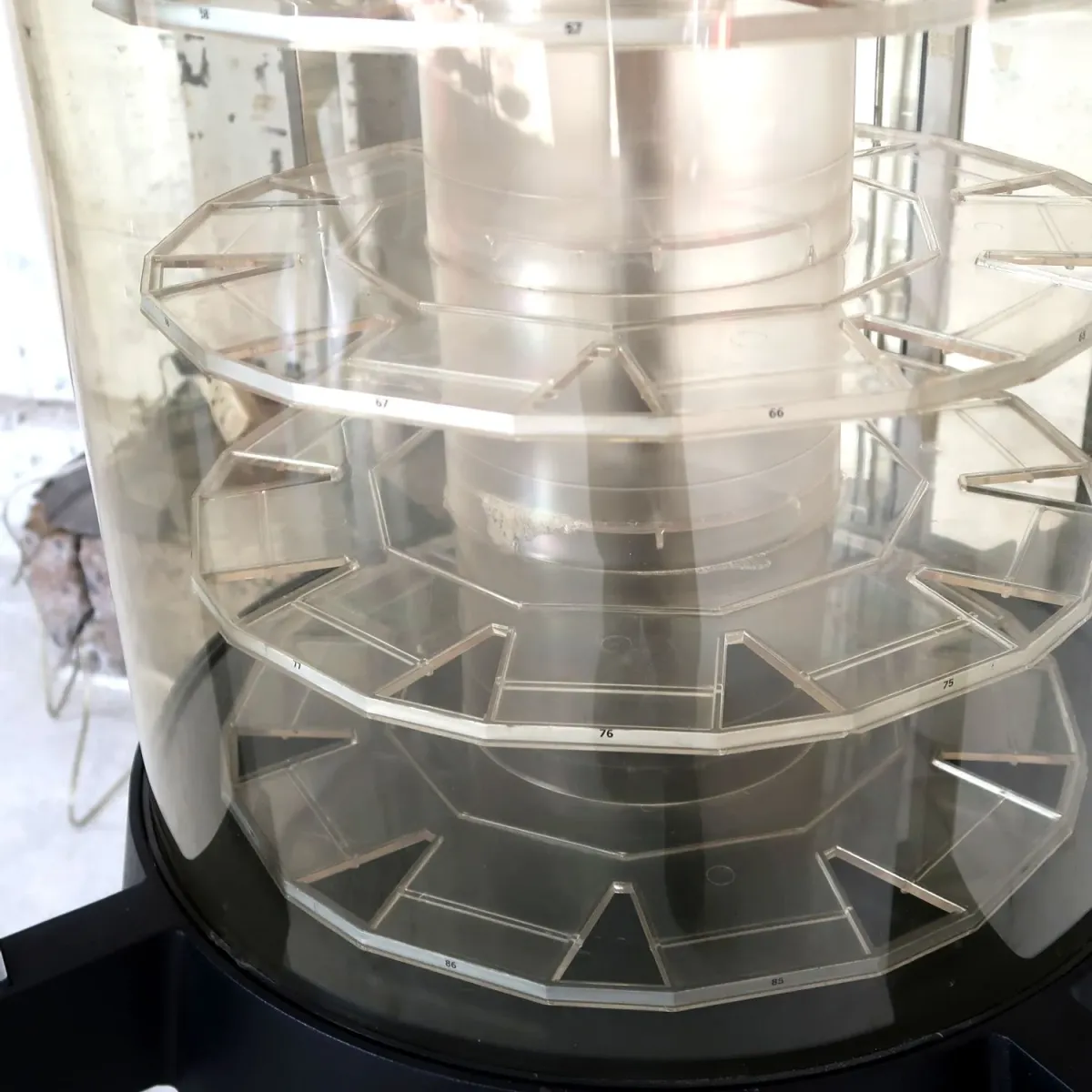 TIMEX ライトアップ 回転ショーケース