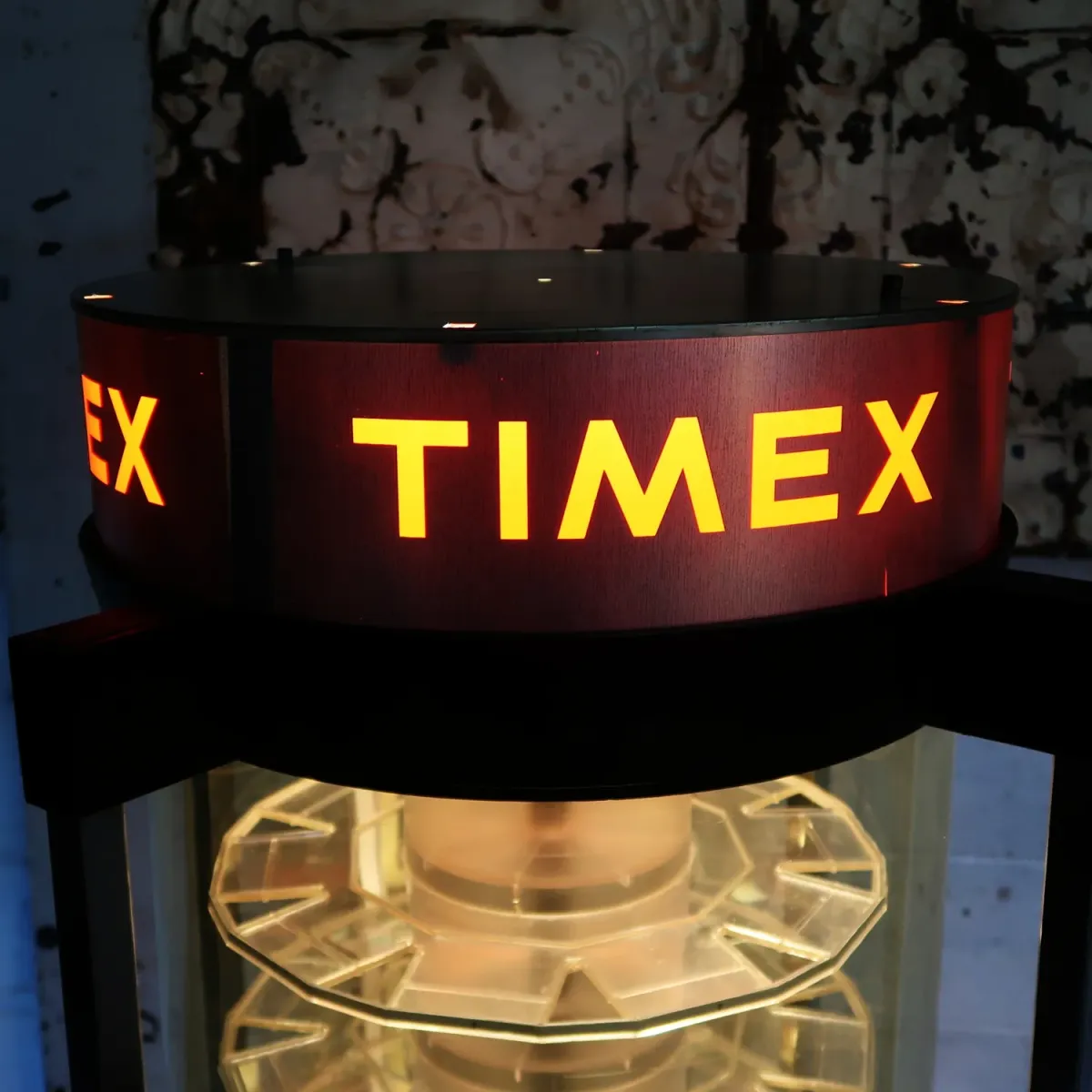 TIMEX ライトアップ 回転ショーケース