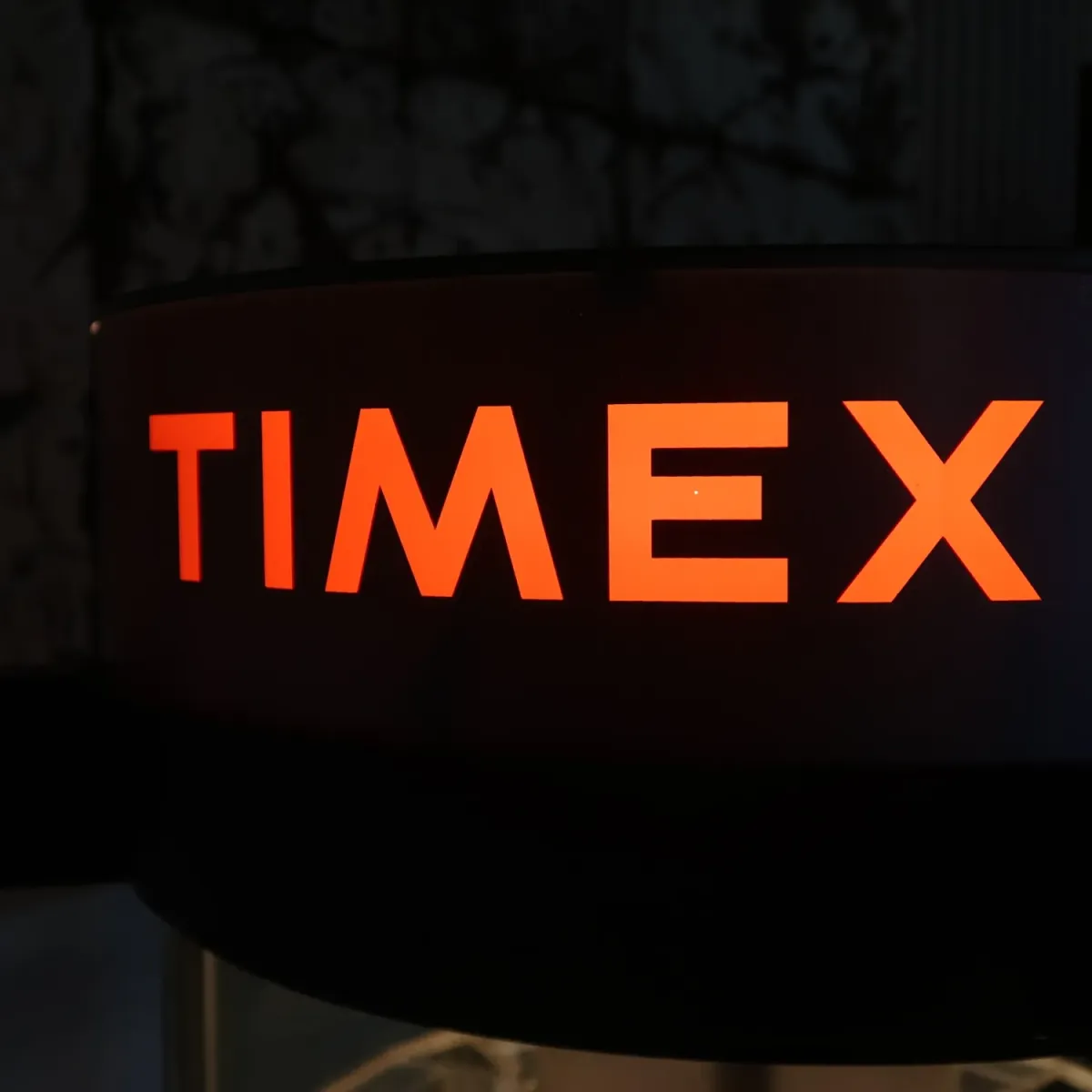 TIMEX ライトアップ 回転ショーケース