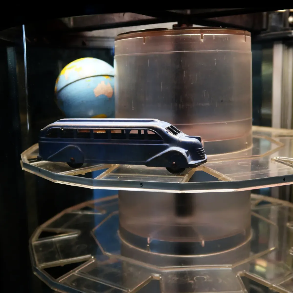 TIMEX ライトアップ 回転ショーケース