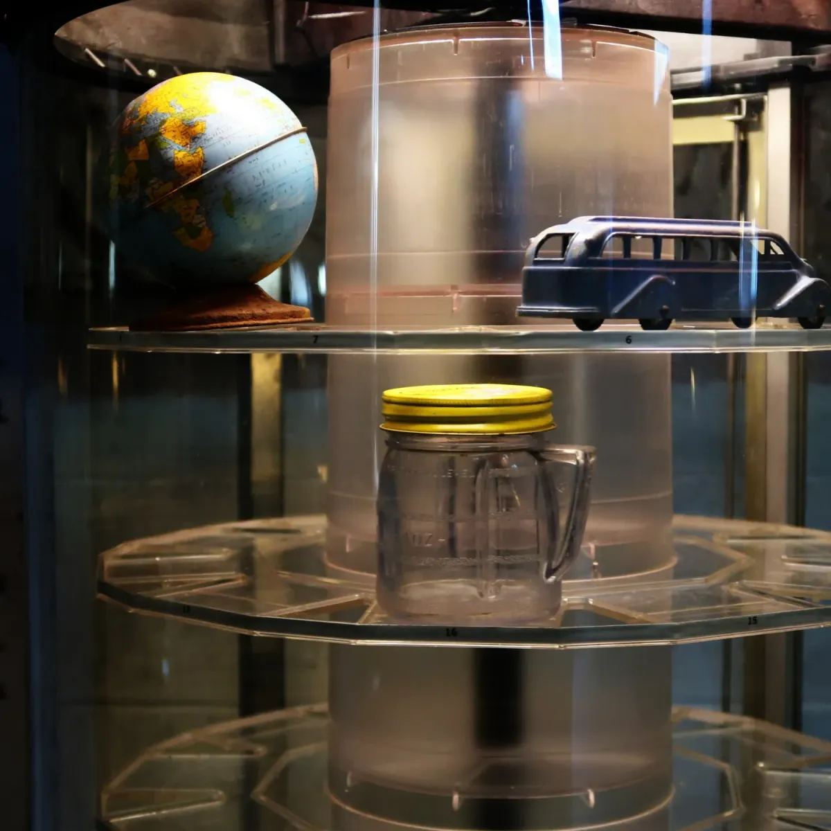 TIMEX ライトアップ 回転ショーケース