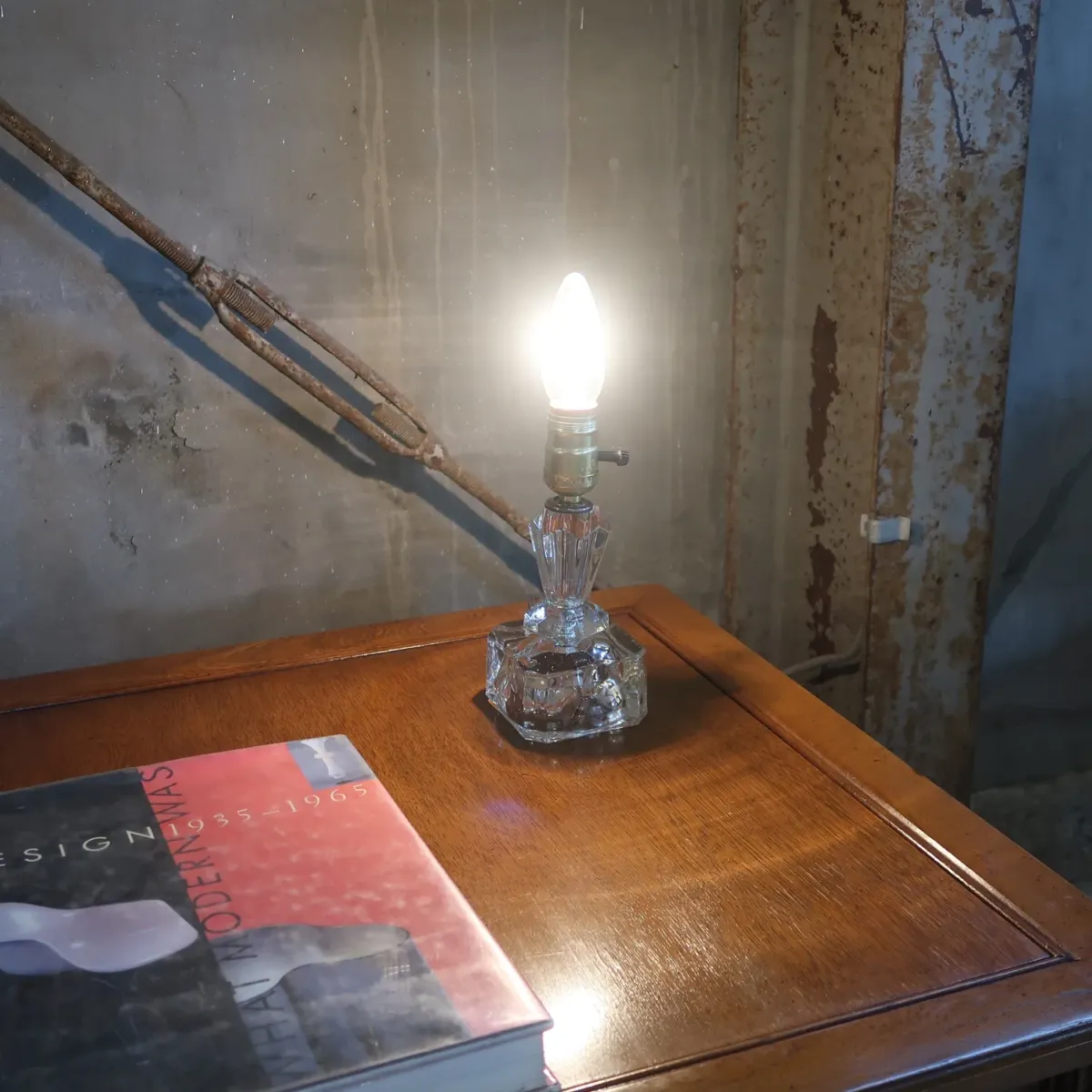 アンティーク ガラスベース テーブルランプ