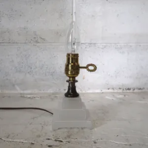 アンティーク ミルクガラスベース テーブルランプ