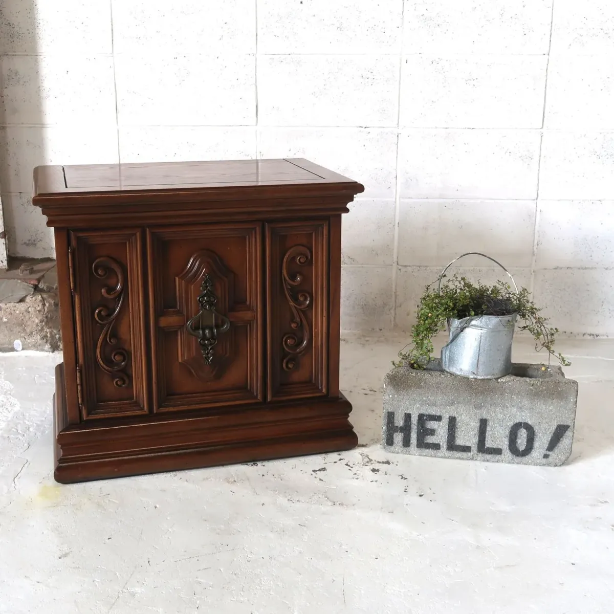 BARKER BROS アンティーク ナイトスタンド