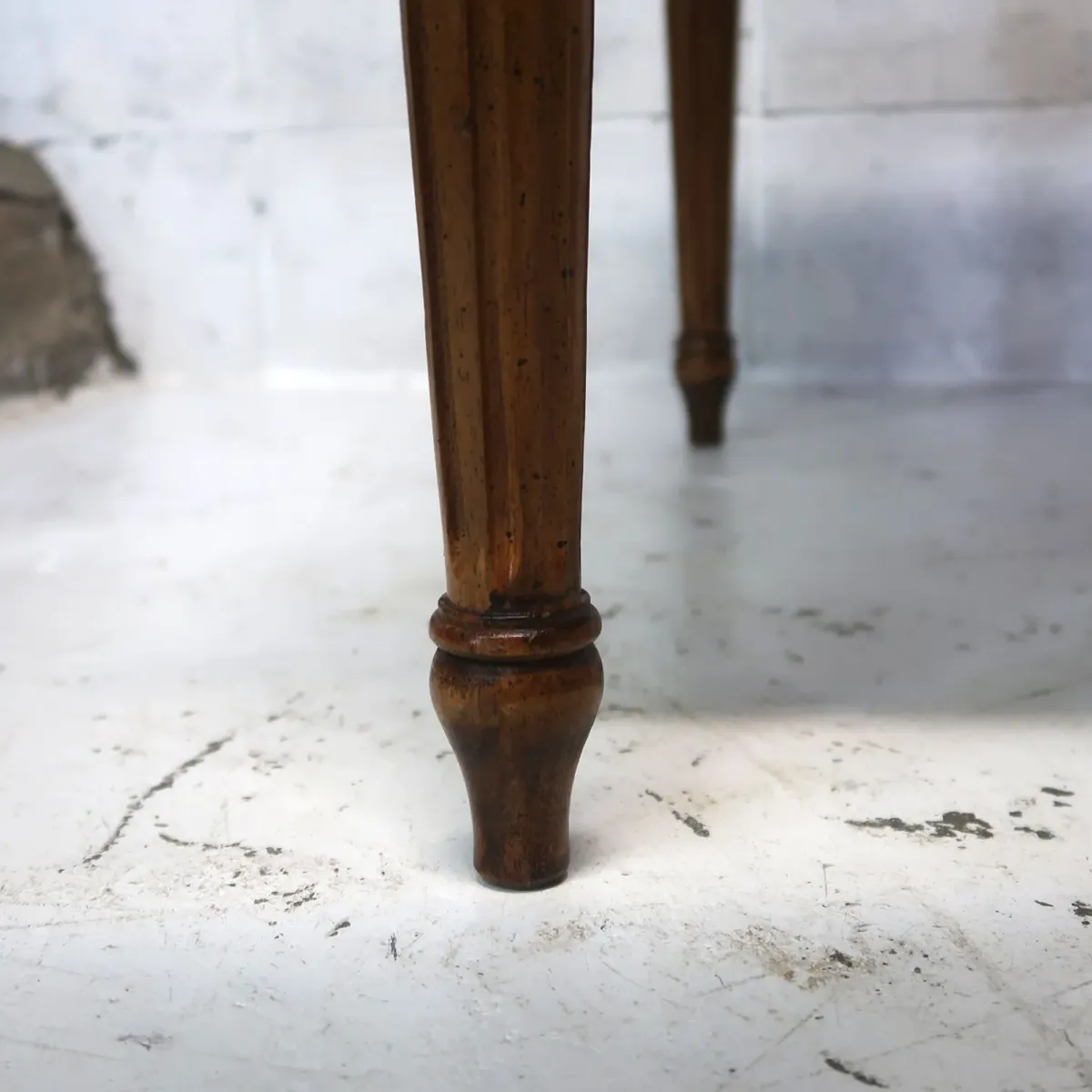 BERNHARDT アンティーク サイドテーブル