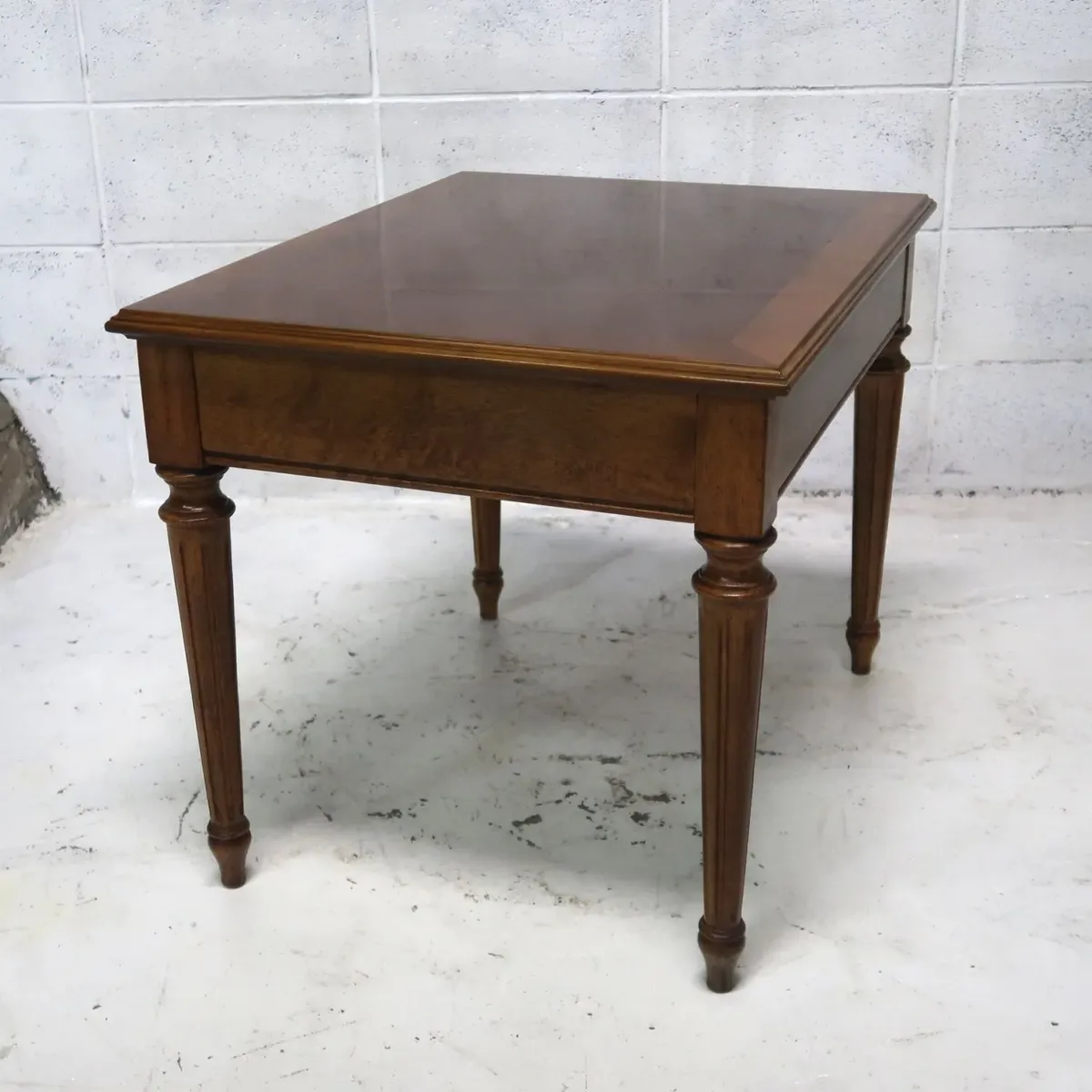 BERNHARDT アンティーク サイドテーブル