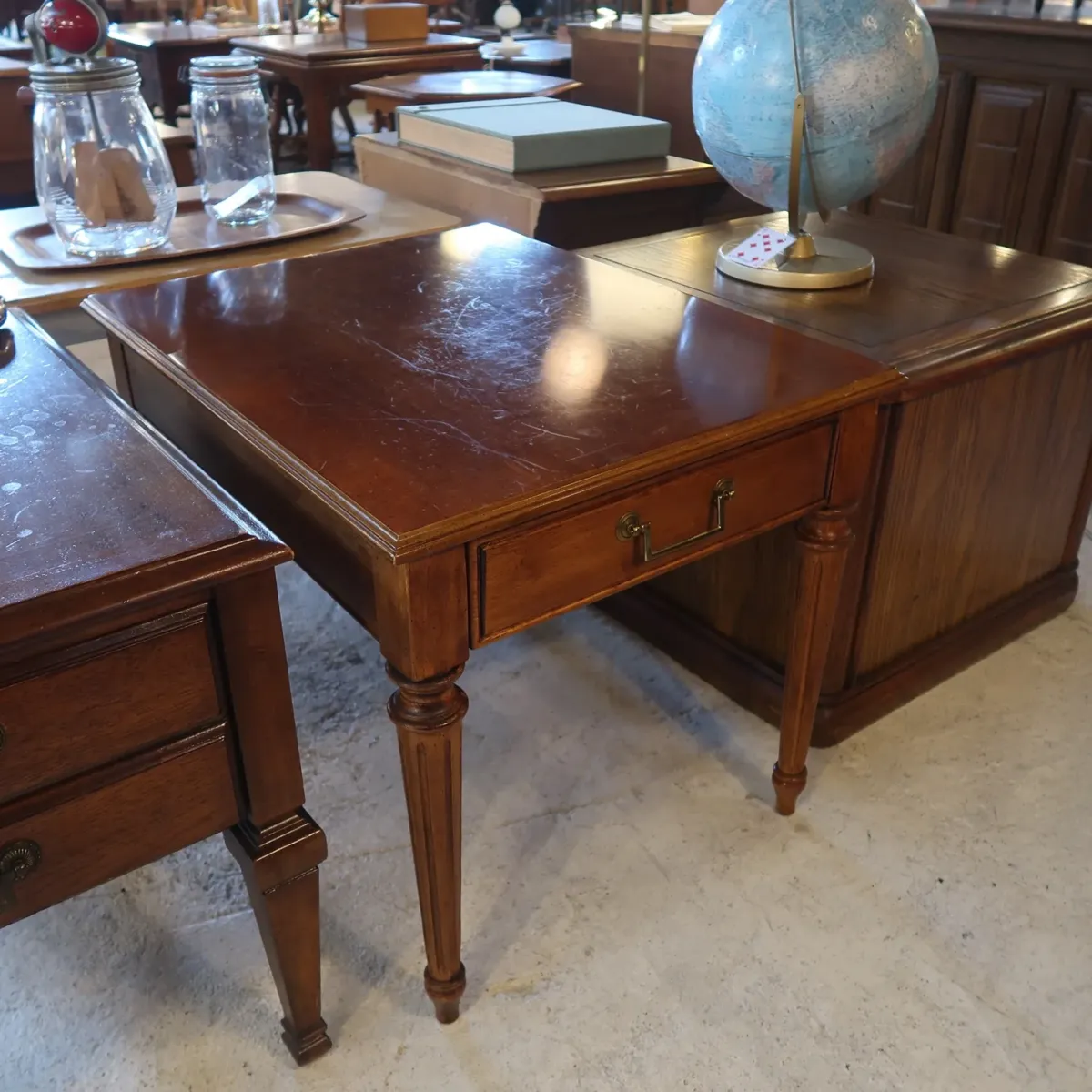 BERNHARDT アンティーク サイドテーブル