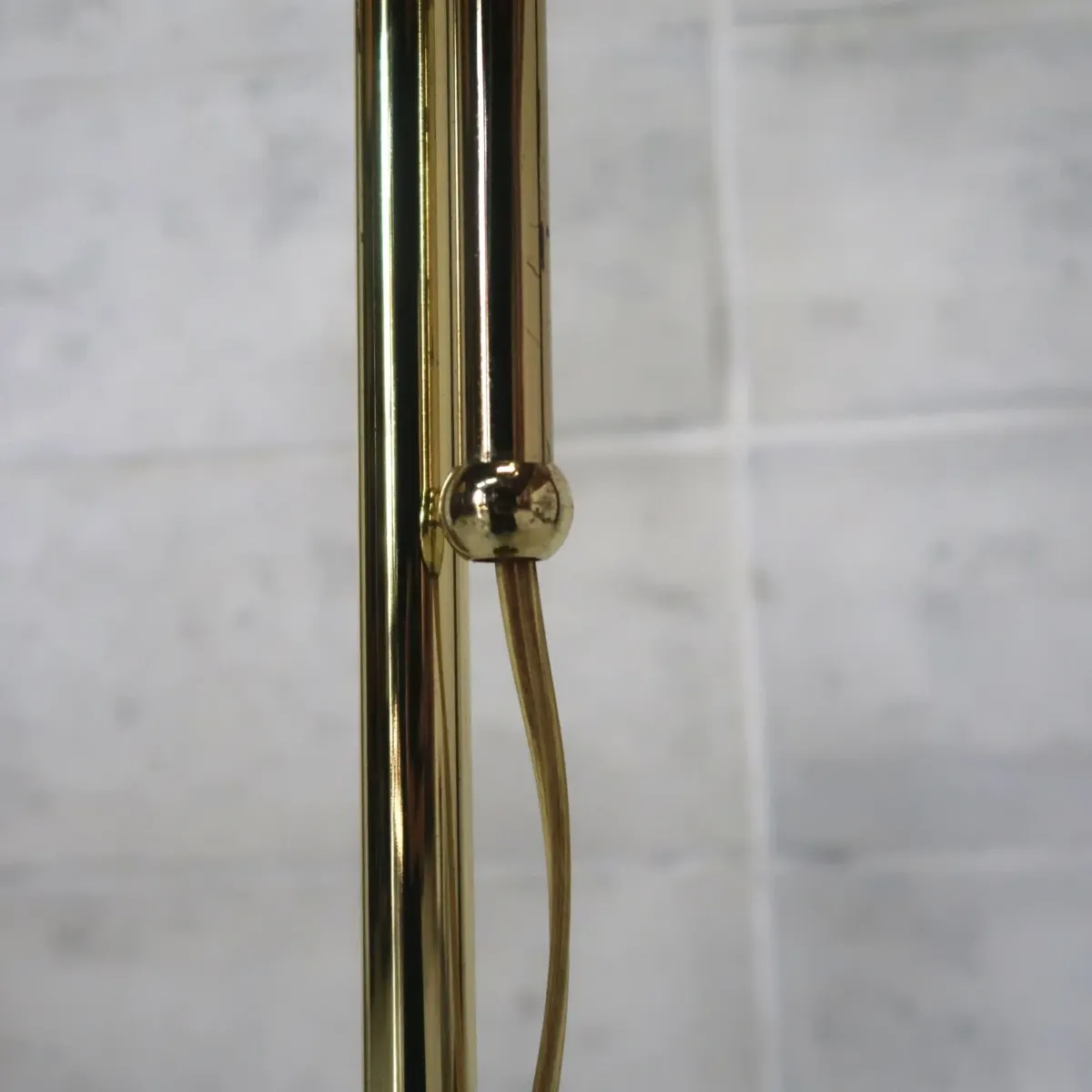 アンティーク ゴールドメタル フロアランプ